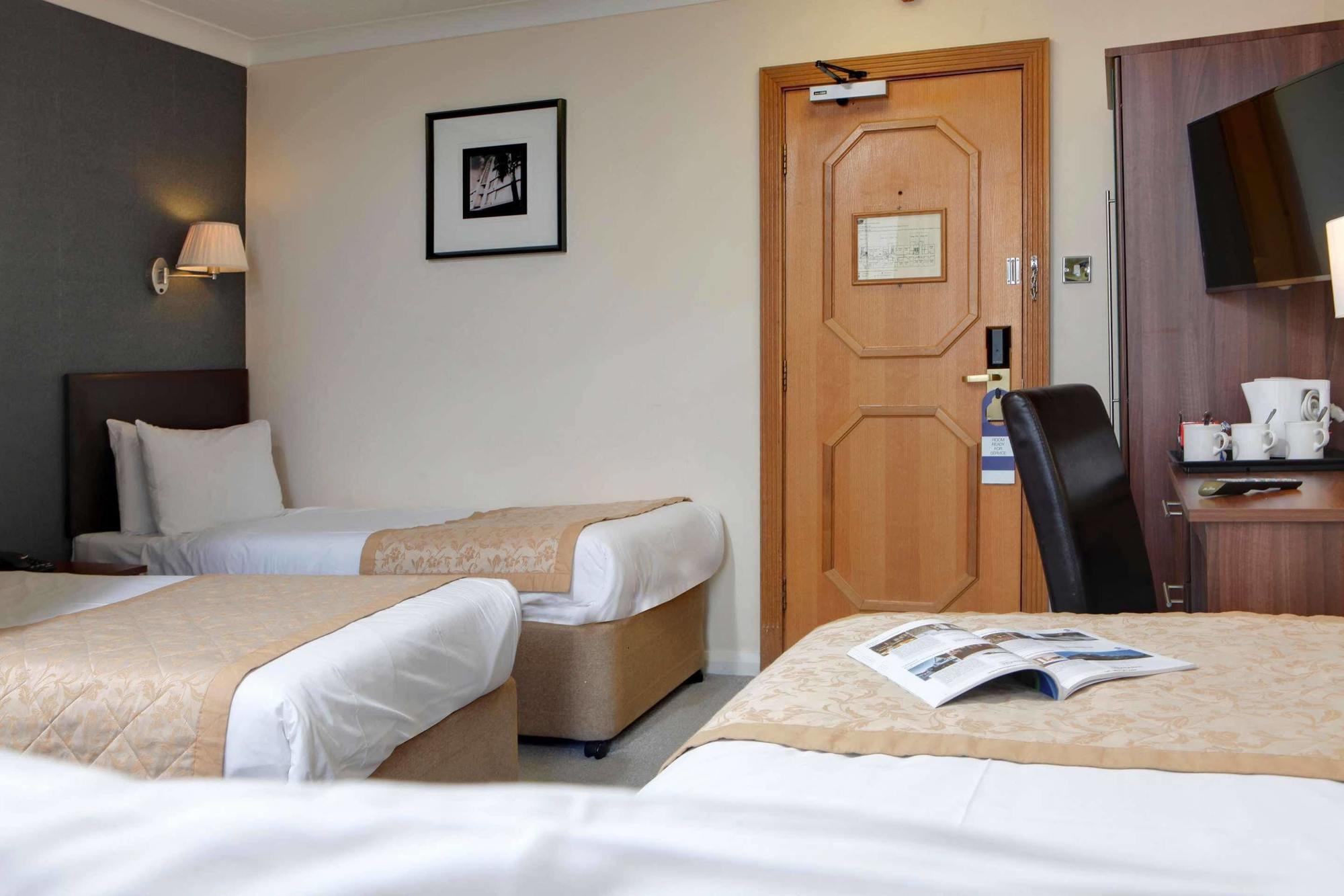 Hotel Best Western Burns Kensington 3*